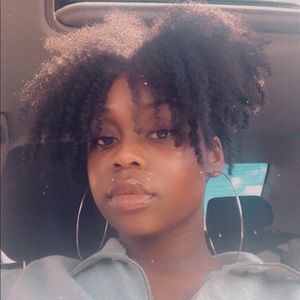 Meet your Posher, Keely